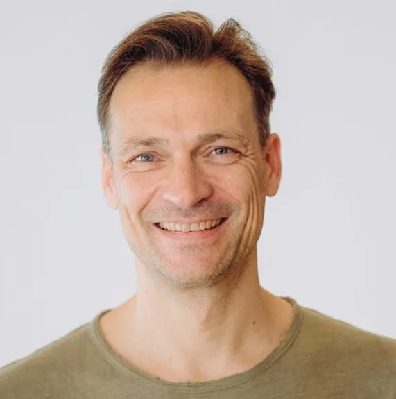 Porträt Dirk Heller